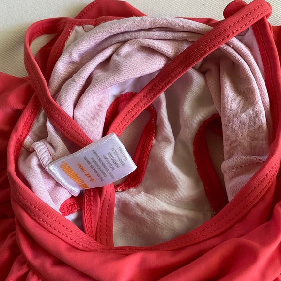 Girls Gymboree Ruffle Swimsuit with flower detail - Picture 8 of 9